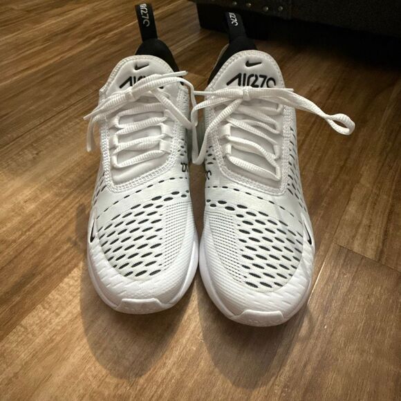 Nike Women’s Air Max 270 White/Black Size 7.5 - Picture 2 of 7